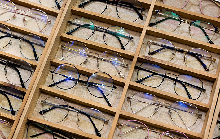 Quality glasses frames on sale